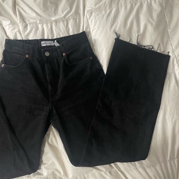 Zara Wide Leg Jeans with fray bottom Black US 8 - Picture 8 of 13